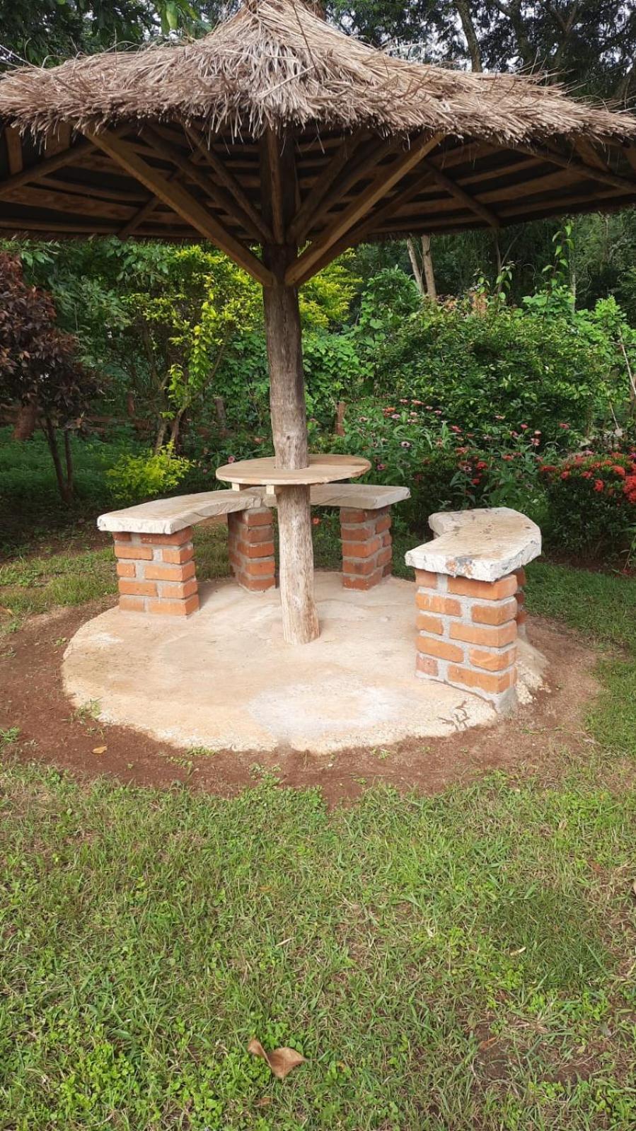 Peacock Resort Anuradhapura Esterno foto